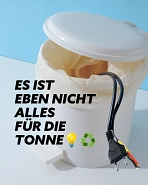 E-Schrott Stecker E-Schrott: Stecker im Mülleimer, es ist nicht alles Müll © ear